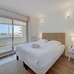 Upstays Terraces Parking 65M2 Apartment Apartment